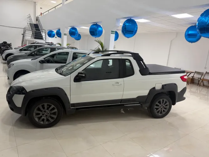 Fiat Strada Adventure 1.8/ 1.8 Locker Flex CE 2018