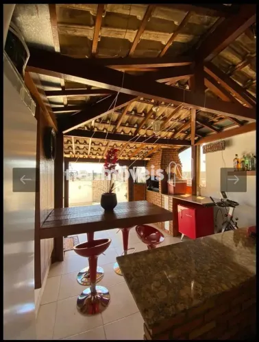 Cobertura no bairro Castelo, com área de 120m²;, 3 quartos, 2 banheiros, área gourmet.
