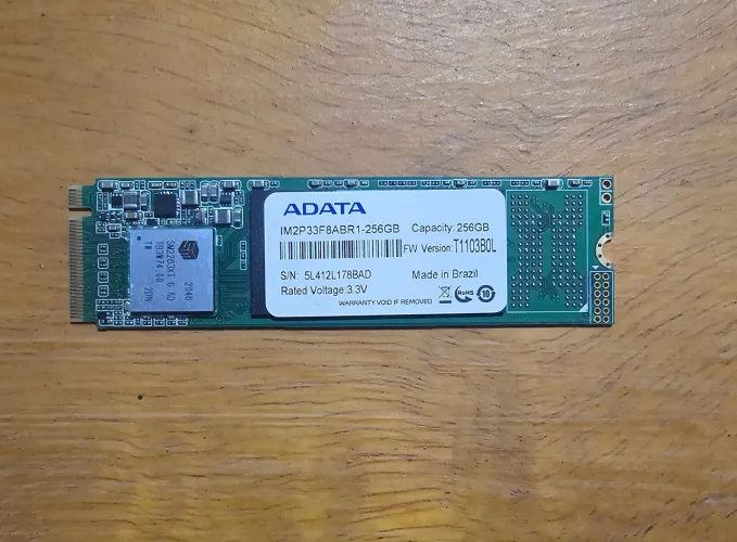 SSD ADATA 256GB M.2 NVMe Ultra Rápido - Excelente Estado