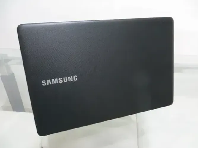 Notebook Samsung I7 1 TB 8 GB Ram