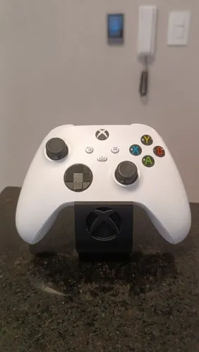 Controle sem fio Xbox series X/S branco *pequeno drift no stick direito*