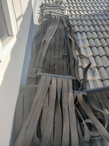 Kit com 15 placas emborrachadas para aquecer piscina
