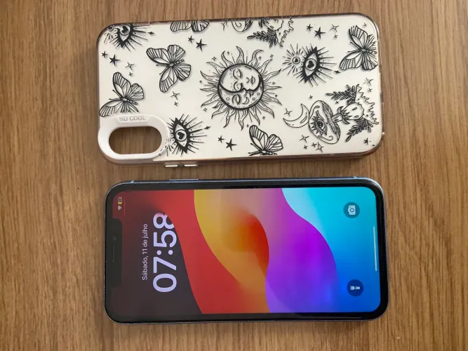 iPhone XR (com detalhes)