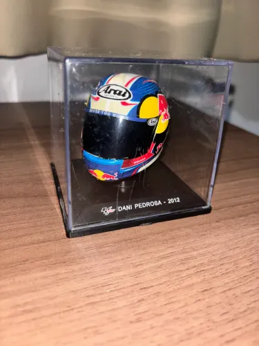 miniatura capacete moto gp Dani Pedrosa 2012