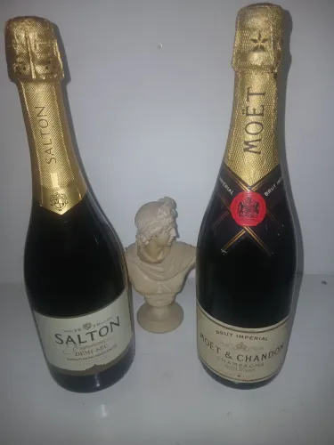 Champagne Moet Brut Imperial e Santon Demi-sec