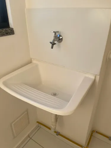 Tanque para área de serviço