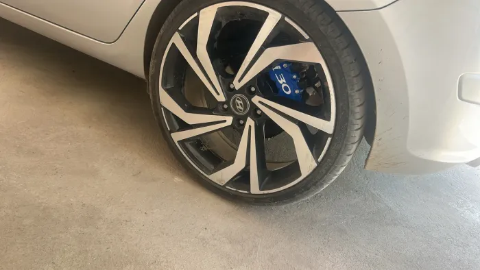 Rodas 20 com pneus zeros pra vender ou trocar em rodas 17