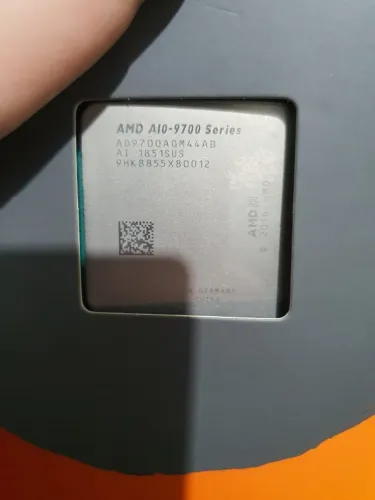 Processador AMD A10-9700 Series + AirCooler