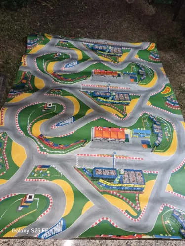 Tapete infantil emborrachado pista de corrida 2x2,80m grande!