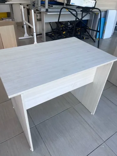 Mesa de escritório dm MDF