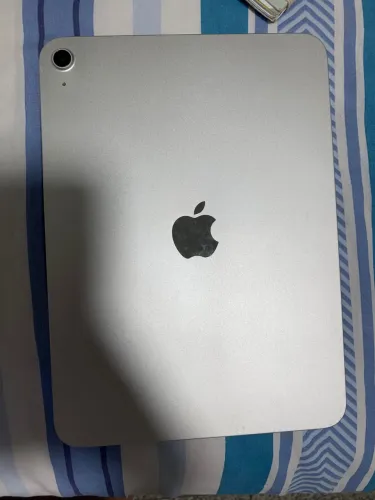 Apple Ipad 11 A3354 Wi-fi 128gb e 6GB de ram color prata + Bettdow Caneta Pencil