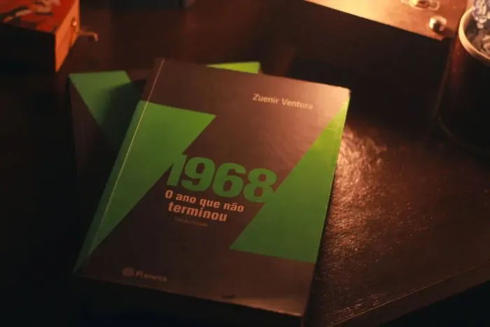 1968: O ano que não terminou (duo - livro)