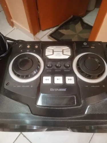 Vende caixa de som