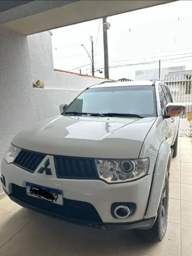 Mitsubishi Pajero Dakar 3.2 4X4 T.i. Dies. 5P Mec. 2012