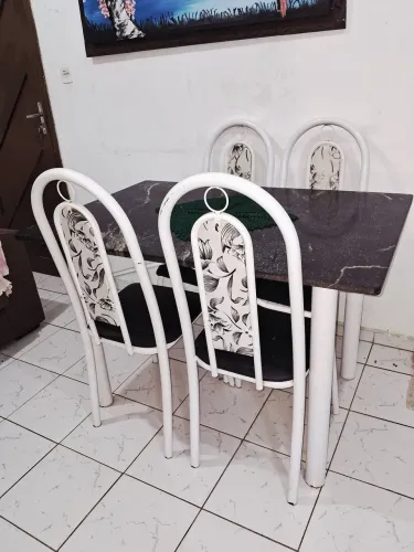Mesa de mármore