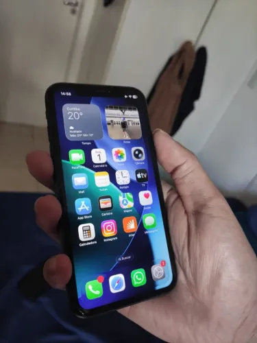 iPhone 11