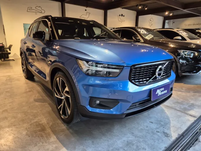 Volvo XC40 T-5 R-design 2.0 252cv AWD 2021