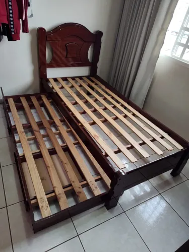 cama com auxiliar solteiro com gavetas