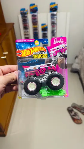 Hot wheels Monster truck Vw Drag bus Barbie 2026