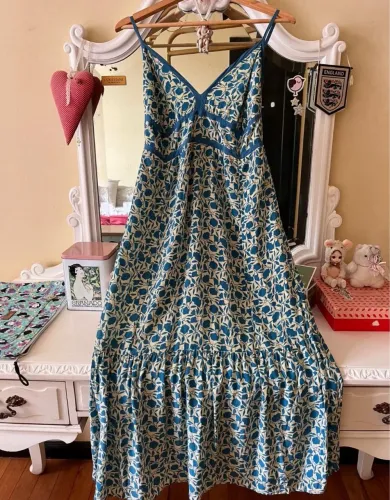 Vestido midi florido Ateen 100% seda