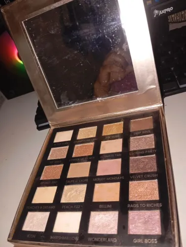 PALETA ICONE LONDON PERFEITA 20 TONS IMPORTADA USA ORIGINAL USADA 3X