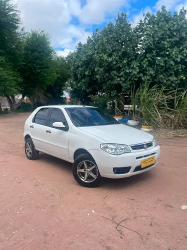 Fiat Palio Celebration 1.0 Fire Flex 8V 4P 2014
