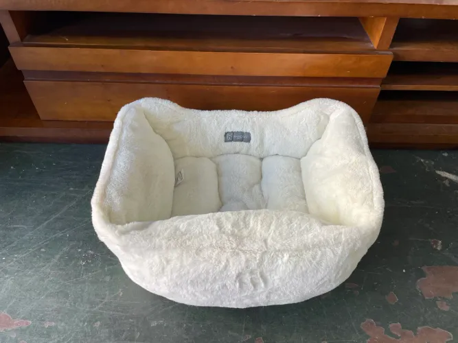Cama Peluciada pra Pets NANDOG 63,5 cmx 56 cm