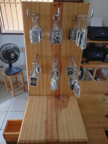 Expositor de Madeira (ótimo estado)