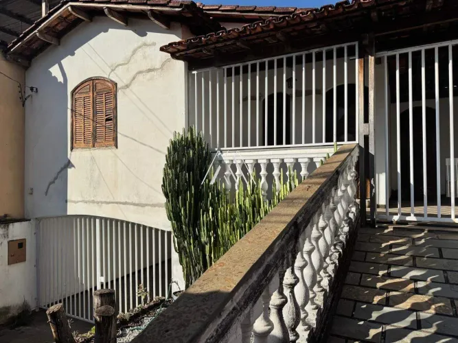 CASA À VENDA | LOURDES ITAÚNA/MG