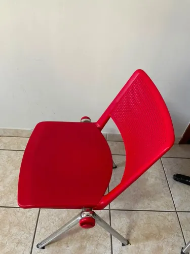 CADEIRAS DE ESCRITÓRIO