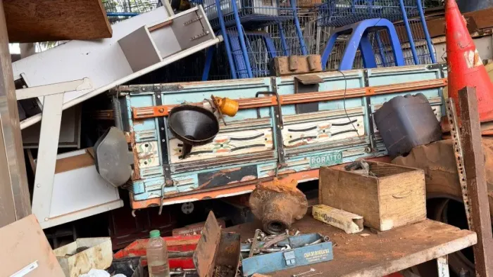 Vende- se Caminhão Usado