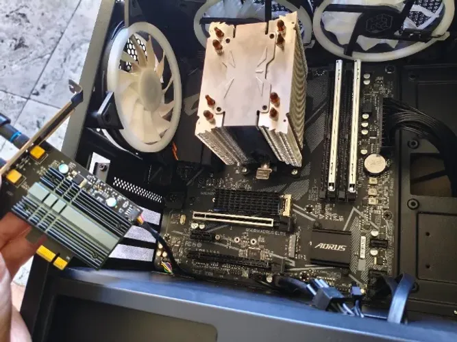 PC Gamer Ryzen 5 5500 | 32GB RAM 3200Mhz | RX 580 8GB | NVMe 512GB | Wi-Fi 6