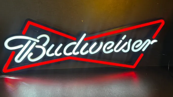 LUMINOSO BUDWEISER ORIGINAL AMBEV PARA PESSOAS EXIGENTES