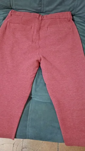 Calça RESERVA 42 bordô(vermelho+escuro que da foto) sem marcas de uso, praticamente nova!