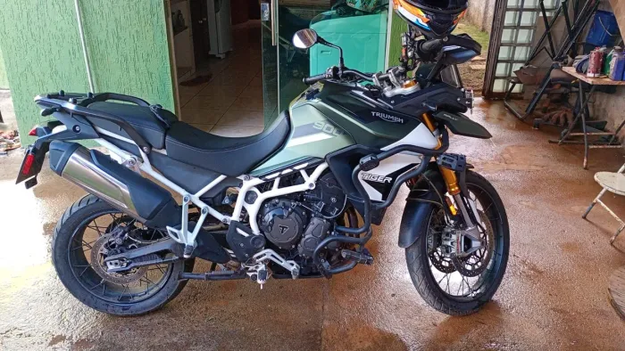Triumph Tiger 900
