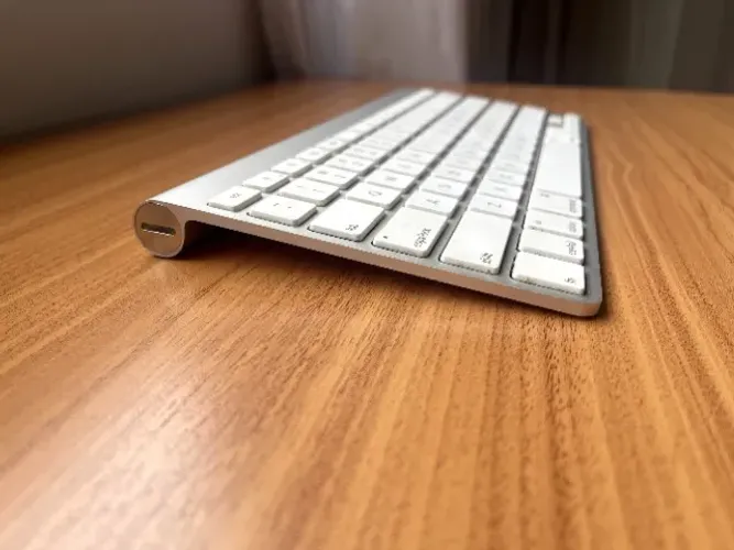 Teclado Apple Wireless A1314 Original - Bluetooth - Funcionando