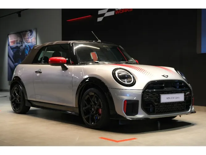 Mini Cooper 2.0 16V Twinpower Gasolina John Works 2P Steptronic 2026