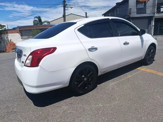Nissan Versa SL 1.6 16V Flexstart 4P Aut. 2018