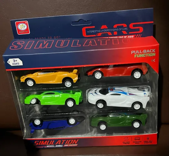 Kit com 6 carrinhos de fricção plástico coloridos