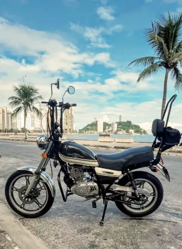 Intruder 125 Suzuki - Única 
