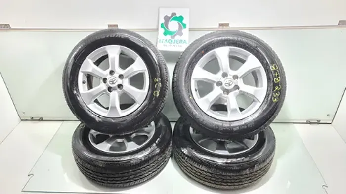Jogo Roda Com Pneu 225/65r17 3 Pneu Ruim 1 Novo Rav4 2011 Preto