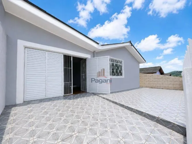 Casa com 3 dormitórios para alugar, 250 m² por R$ 4.933,33/mês - Forquilhinhas - São José/