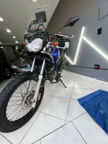 Tenere 250