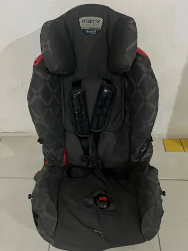Vendo cadeira de criança para carro