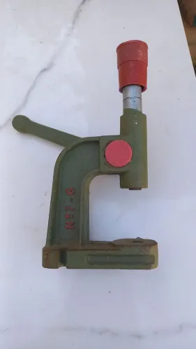 Prensa manual balancin n? 7- G