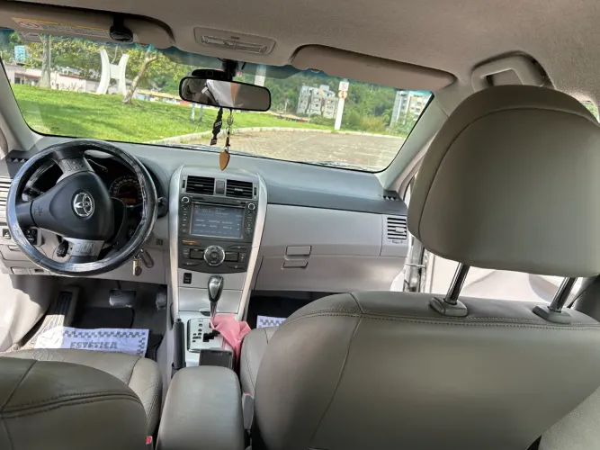 Toyota Corolla XEI 2.0 Flex 16V Aut. 2012