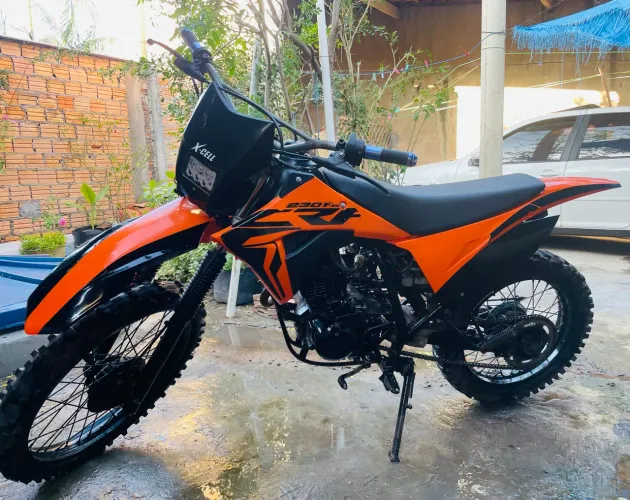 Honda CRF (montada) 