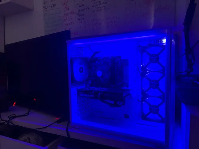 Pc gamer i5 10400f e RTX 3060 12gb vram
