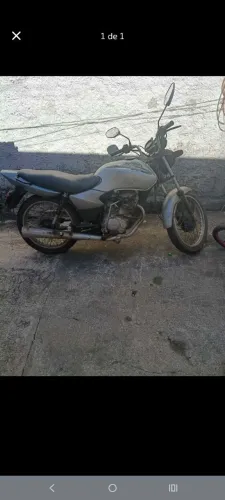 Vende-se-se moto boa pra trabalhar