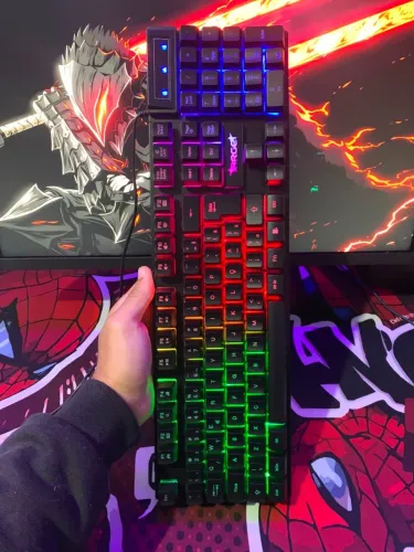 Teclado Gamer RGB LED USB ABNT2